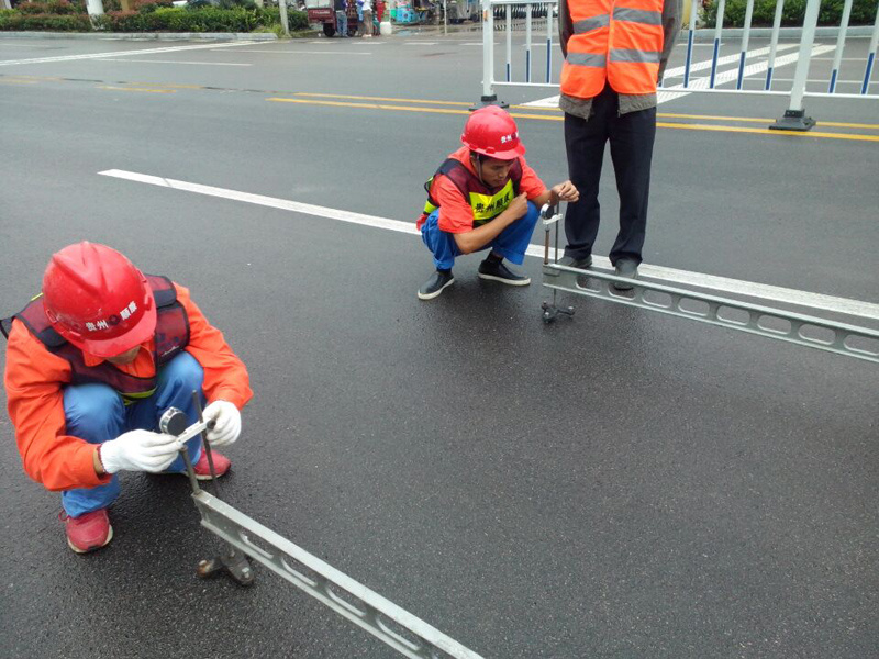 安顺蔡官至两所屯公路改建工程